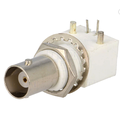 Mufa BNC, Soclu; BNC; mamă; cu izolaţie; în unghi 90°; 50Ω, PCB, BNC-206